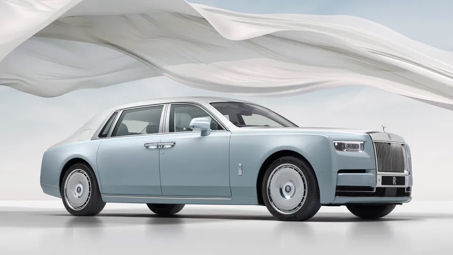 Rolls-Royce Phantom Scintilla side view